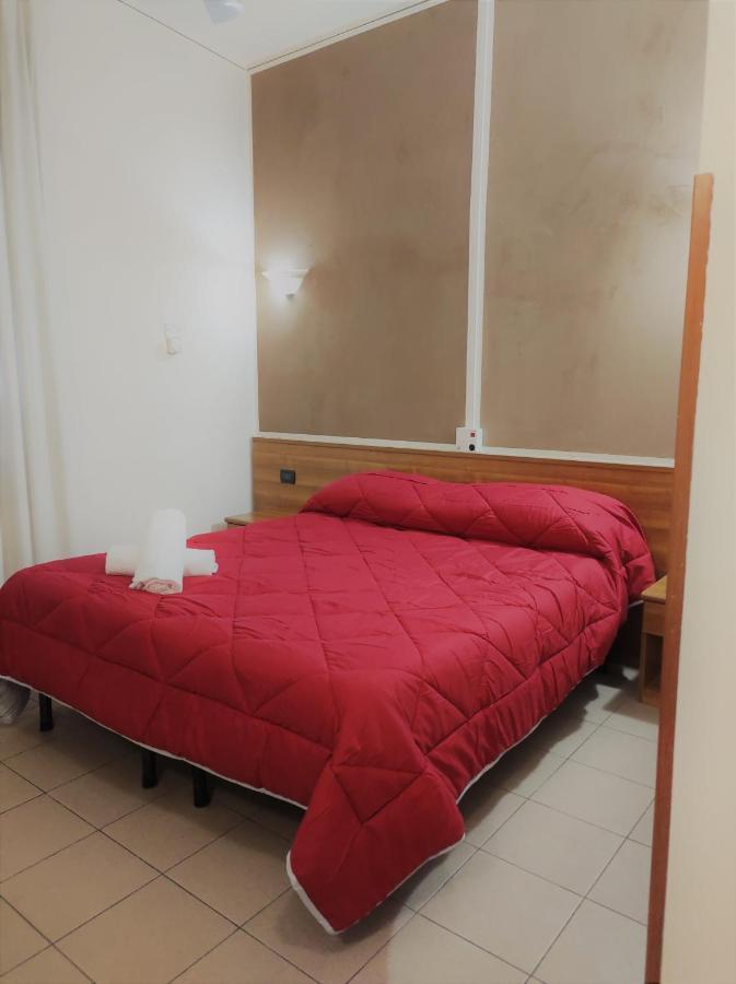 Hotel Marinoni โลมาซโซ ภายนอก รูปภาพ